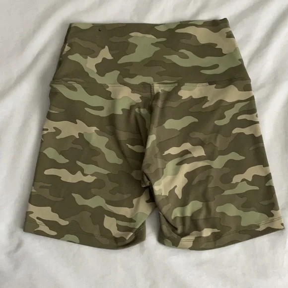 Pink! Victoria Secret Ultimate Biker Camouflage Short Women’s S - Picture 4 of 7